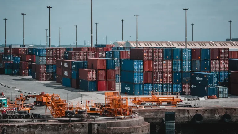 Container-house-price-comparison